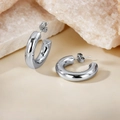 Boucles d'oreilles créoles épaisses argentées polies au design minimaliste en C - Tige - Rond / 23mm / Acier
