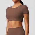 Ensemble de yoga moka deux pièces avec crop top à manches courtes et legging gainant - S / Hauts / Marron châtaigne