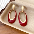 Orecchini vintage in oro e resina rossa con elegante finitura in smalto scuro - Orecchini Pendenti Ovali di Giunzione Retro / Ovale Rosso Vino (29# Perno in Argento)