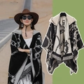 Châle à capuche ethnique en maille avec motif de chaîne gris noir et franges - Couleur 25