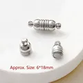 Nahaufnahme silberner Magnetverschlüsse für Schmuck, Größe 6x18mm, hochglanzpoliert - 13# Platinfarbener Dünner Rohr-Magnetverschluss