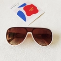 Retro white oversized pilot sunglasses featuring brown gradient lenses and wide temples - Off White