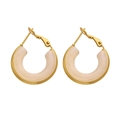 Boucles d'oreilles créoles C en acier doré 18k et résine blanc crème au style moderne - Style Créoles en C Or + Blanc (KE028)