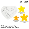 Moule en silicone frangipanier en forme de cœur avec trois cavités pour résine ou gâteau - Style Frangipanier (15-1166) / Gris
