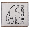 Détail de la couverture bohème en coton avec logo Nordisk et bordures à franges colorées - Ours Polaire / 160*130CM