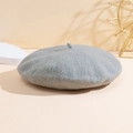 Classic beret hat in misty blue faux cashmere with a soft texture for women - One Size / Gray