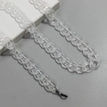 Mattierte halbtransparente Acryl Brillenkette mit großen Gliedern und Silikonschlaufen - Mattweiß