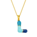 Collier doré avec pendentif lettre L et dégradé d'émail coloré dans les tons bleus - Style Lettre L Bloc de Couleur Bleue (S640G-001-L)