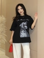 T-shirt donna nera ampia con stampa tigre e scritta The Brave Soul e pantaloni bianchi - S / Nero