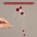 Épingle à cheveux dorée en U avec roses en velours rouge, perles et longs glands - Épingle à Cheveux Trois Roses Rouges Floconnées Perle Artificielle et Frange (31#)