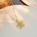 Gouden ster-ketting met Maria-portret en schitterende zirkonia-steentjes voor dames - Hexagram Portret Reliëf (S01)