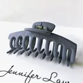 Matte dark grey large claw clip with metal spring for thick hair in geometric design - 11cm / Matte Grey