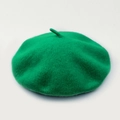 French style wool beret in vibrant green color with thick felt texture for women - M (56-58cm) / Green