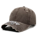 Casquette baseball marron foncé vintage avec broderie de lettres blanches délavées - Réglable / Café