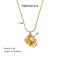 Detail showing 18K gold geometric pendant dimensions and technical specs for necklace - Irregular Geometric Style (YYN023374-G) / Gold