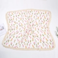 Copertina neonato in mussola di cotone floreale con eleganti bordi a nappe beige - Fiore Pendente Rosso