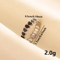 Vista detallada del anillo de acero plateado con corazones de esmalte negro y dimensiones - Anillo Plateado + Corazón Negro (J638-S-B)