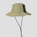 Detail eines verstellbaren Nylon-Sonnenhuts mit winddichtem Kinnriemen und Webband - M (56-58cm) / Grün