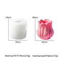 Vue détaillée du moule en silicone tulipe avec bougie rose et dimensions précises - Tulipe