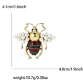Spilla ape dorata elegante con perle e cristalli, misura 4.1x4.8cm e un peso di 10.7g - Rosso