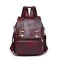 Sac à dos rétro bordeaux pour femme en similicuir avec patchwork géométrique et dorures - Rouge