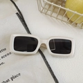 Retro cream-white cat-eye sunglasses with thick frames and dark gray lenses for women - Rice White 20 - Thickened Rectangular Retro