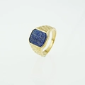 Anello vintage da uomo in titanio dorato con lapislazzuli quadrato e fascia testurizzata - US 7 / Oro Lapislazzuli