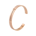 Brazalete de hombre en oro rosa con acabado cepillado y ranura geométrica en forma de C - Oro rosa
