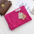 Solid magenta faux cashmere scarf with tassels and different brand label detail - Rose Red / 200cm