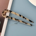 Detailed view of an 11cm leopard print acetate U-shaped hair pin for buns - 6# (Wide) Beige U-Shaped Acetate Hair Fork