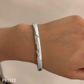 Polished silver bangle with a zircon-inlaid triangle design for women, model PB1172 - Triangle Diamond Style (A1172) / Silver