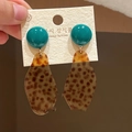Maillard geometric earrings featuring emerald green studs and tortoiseshell pattern pendants - 66# Silver Earring Post-Green-Brown-Contrast Irregular Pendant