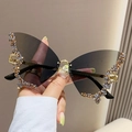 Occhiali da sole a farfalla senza montatura con lenti grigie sfumate e strass brillanti - Montatura Oro/Sopra Blu Sotto Marrone
