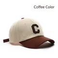 Retro baseball cap in cream and coffee brown with a stitched 3D letter C patch - Adjustable / Brown