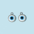 Zwei türkische Evil Eye Legierungsanhänger mit silbernem Finish und blauem Emaille - Silberner runder blauer Augenanhänger