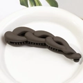 Matte dunkelkaffeebraune Bananenspange in gedrehter Optik für elegante Pferdeschwänze - Dunkelkaffee