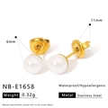 Detail van 6mm imitatieparel oorbellen met roestvrijstalen stift en productafmetingen - 6mm Parelstijl (NB-E1658)