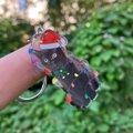 Acrylic Christmas black cat keychain with Santa hat and colorful lights for DIY jewelry - Christmas Black Cat with Hat and Lights Pattern (款3)