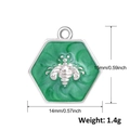 Specifiche dimensionali per ciondolo ape in smalto verde con altezza 15mm e peso 1,4g - A0299-Ape Argento Sfondo Verde