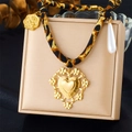 Vintage cotton cord necklace with leopard print, golden heart pendant and pearl detail - Vintage Bohemian Style (N3452)