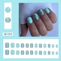 Elegante muntgroene en blauwe glitter plaknagels in natuurlijke korte ronde vorm - Meer Groen Glimmer (W1393)