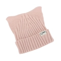 Detalle de gorro de punto rosa claro con orejas de gato y etiqueta con el logo Bring - Talla única / Rosa Claro