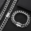 Détail de la maille gourmette en acier inoxydable avec un fermoir rectangulaire - Bracelet 7 Pouces (Longueur 17,78 cm) / Couleur Acier (Largeur 6mm)