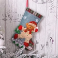 Lichtblauwe kerstsok met ruitjespatroon en decoratieve 3D-teddybeer applicatie - Beer Stijl Blauw (E-W32)