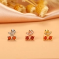 Dettaglio di orecchini a ciliegia con pietre rosse e foglie in tre diverse varianti di metallo - 2# Ciliegia / Argento