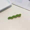 Elegant green wavy resin hair claw clip with golden metal spring for women - Green Wave Style(FJ308)