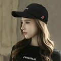 Classic black baseball cap with embroidered heart and letters, stylish cotton sun hat - 【hg】side Heart Black