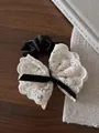 Coletero vintage francés con encaje crema y doble lazo de seda negra de moda 2024 - 3# Scrunchie negro con lazo beige