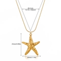 Gedetailleerd beeld van gouden zeester hanger met 40+5cm kettinglengte en afmetingen - Zeesterhanger (N07501) / Goud