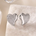 Orecchini a cuore placcati oro 18K con finitura argento e zirconi su base di pietra - Argento